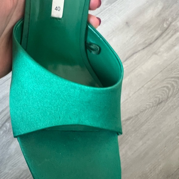 Emerald green Zara heels - Picture 9 of 10